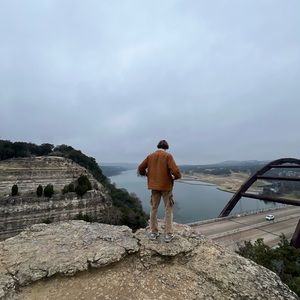 Meet your Posher, Connor